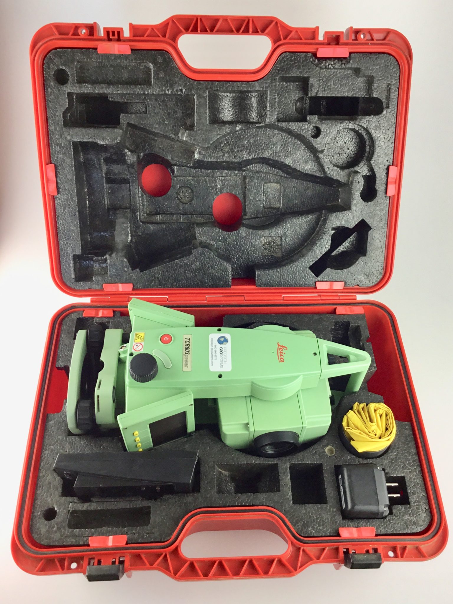 Leica TCR 803power 3” R100 Reflectorless Total Station | Precision