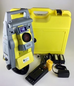 GeoMax Zoom90 R, 2" Robotic Total Station Complete Kit