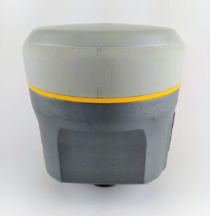 Trimble R10 with TSC3