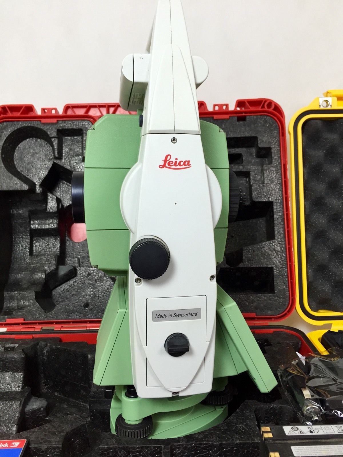 Leica TCRP1202 R300 Robotic Total Station Leica TCRP1202 R300 Robotic Total Station