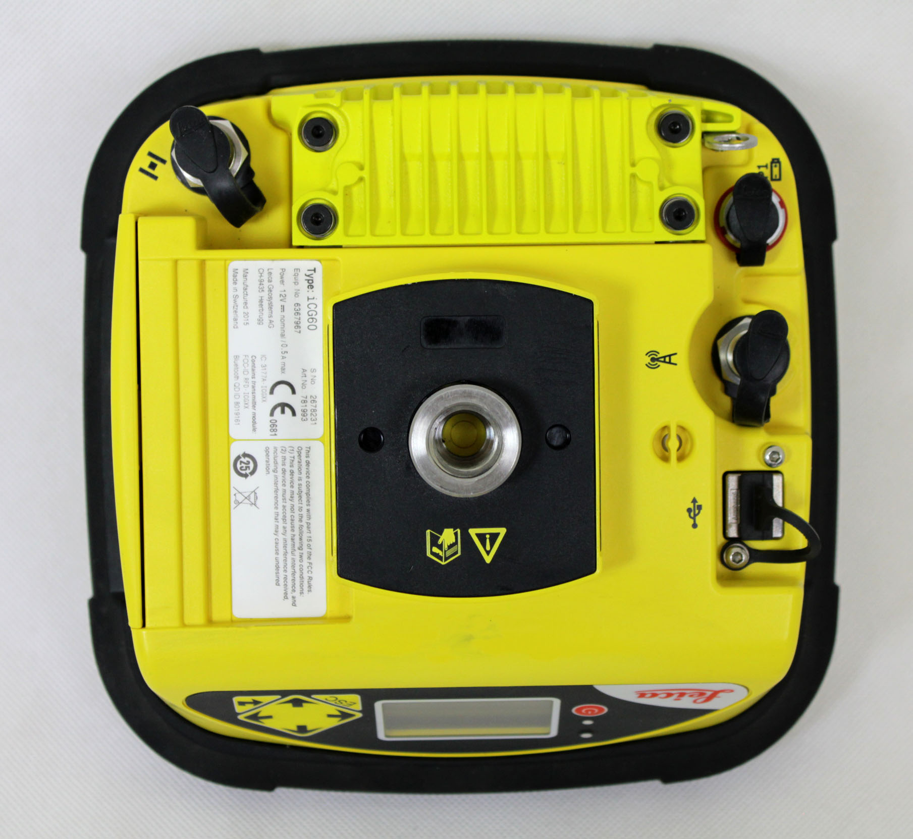 leica_iCG60_GPS_Base_receiver_back